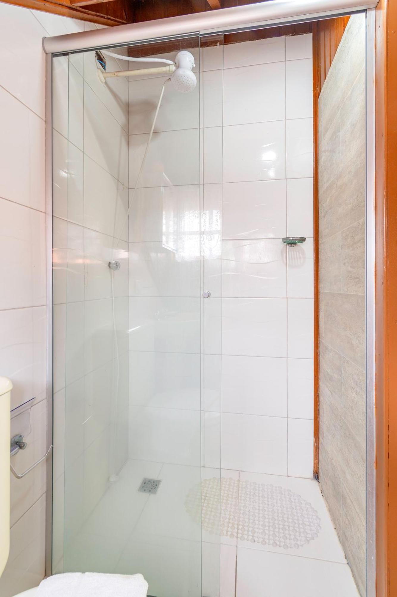 그라마도 Linda Casa 5 Quartos No Lago Negro 빌라 외부 사진